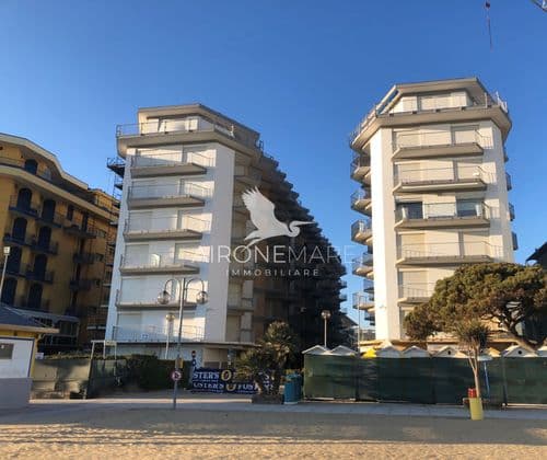 The alternative text...